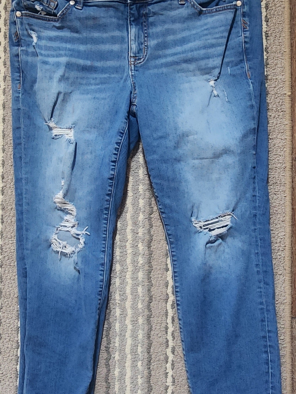 Torrid Distressed Skinny Jeans Size 16R Stretch